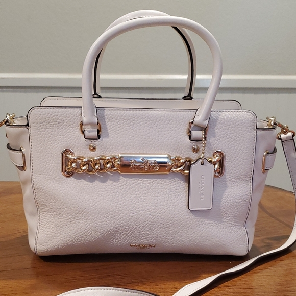 Coach Blake 25 Bag With Gold Chain Belt - Picture 1 of 16